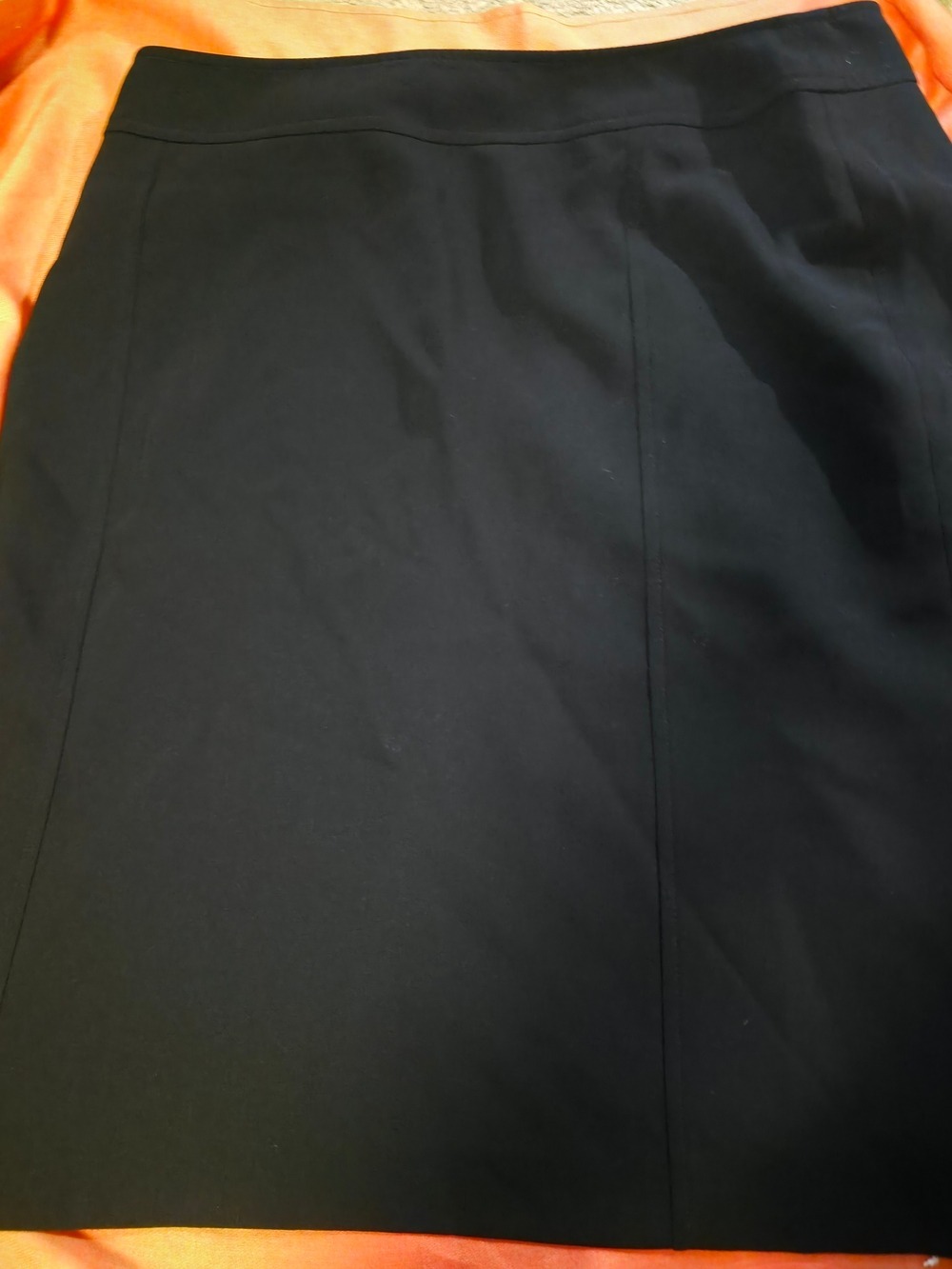 4/$67 Deal! Vintage Canadian Black Midi Skirt